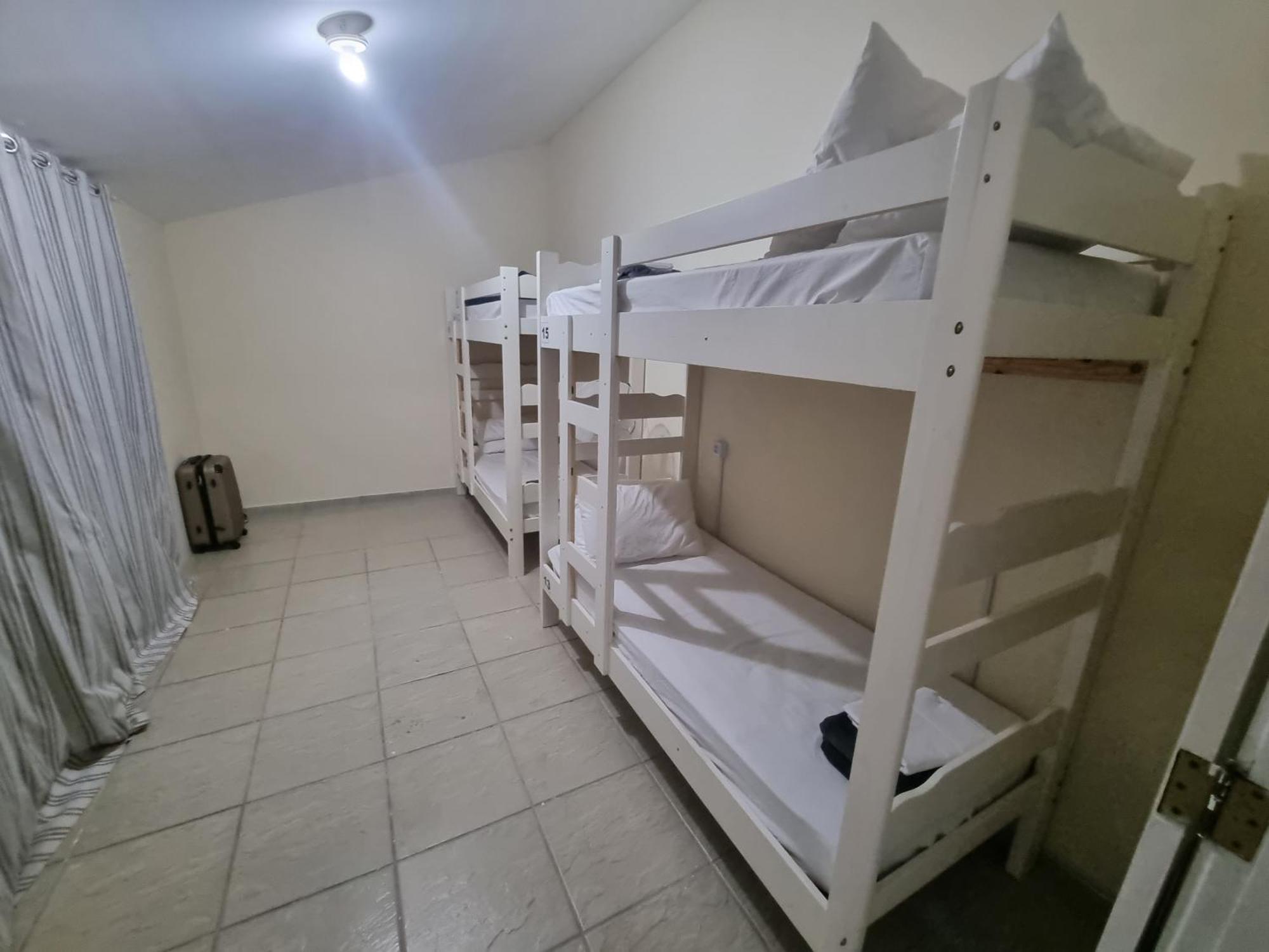 Zenit Hostel Da Cris Кабо Фрио Екстериор снимка