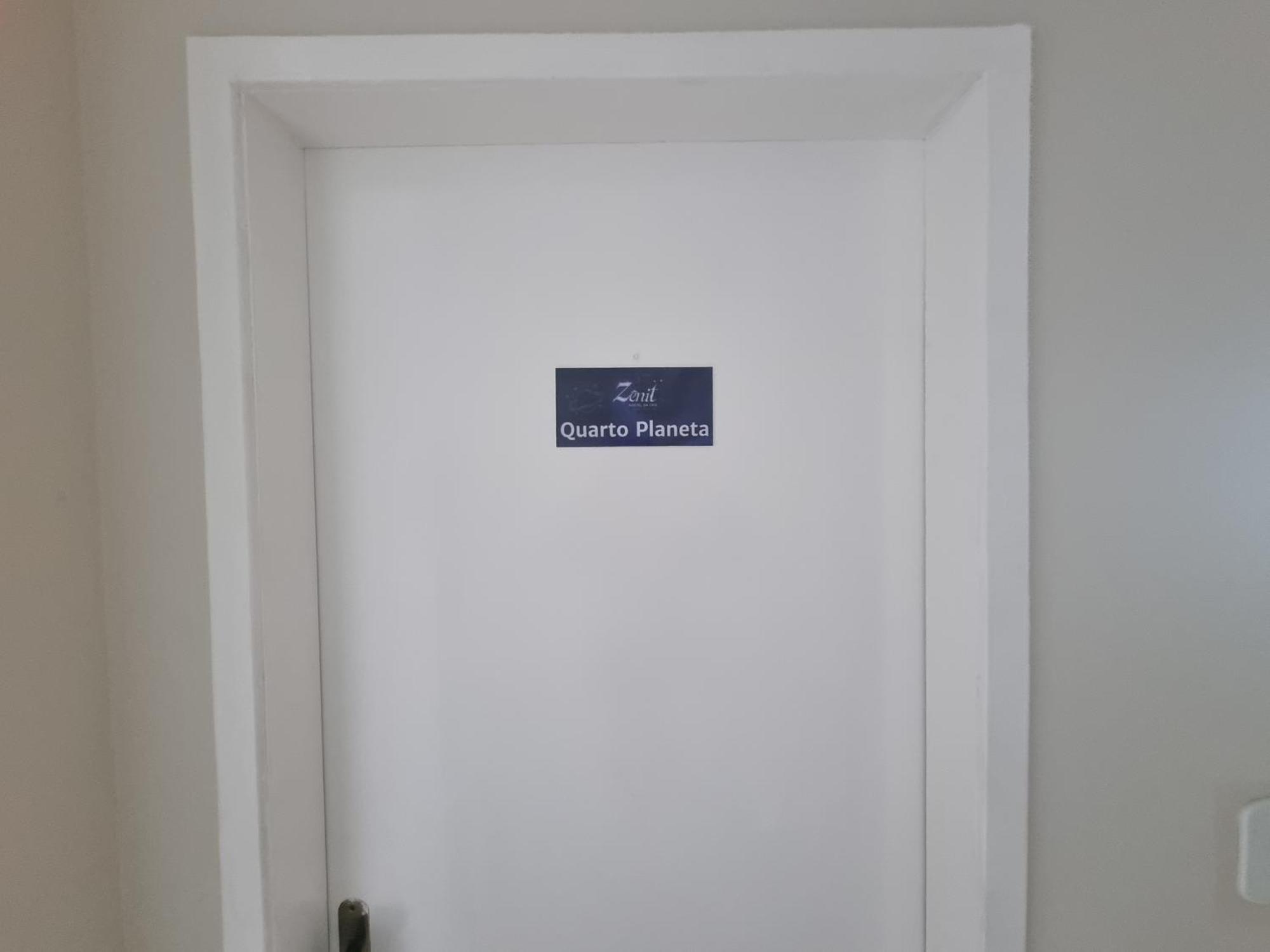 Zenit Hostel Da Cris Кабо Фрио Екстериор снимка